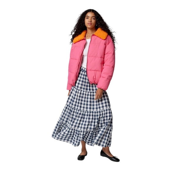 Urban Outfitters Neon Pink Duckie Faux Shearling Women Small Puffer Jacket NEW - Picture 2 of 16